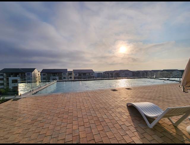 2 BEDROOM APARTMENT TO LET IN RICHWOOD
